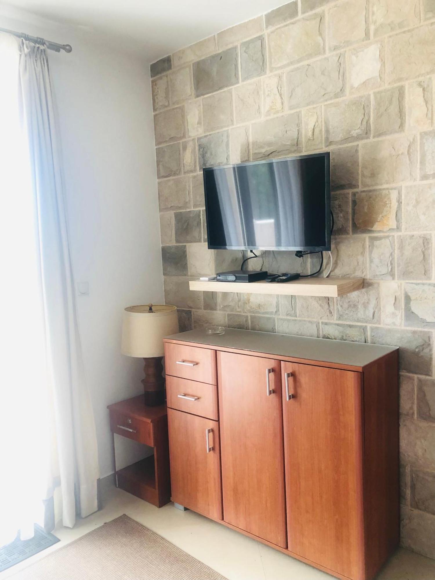 Bay View Apartments Petrovac Quarto foto